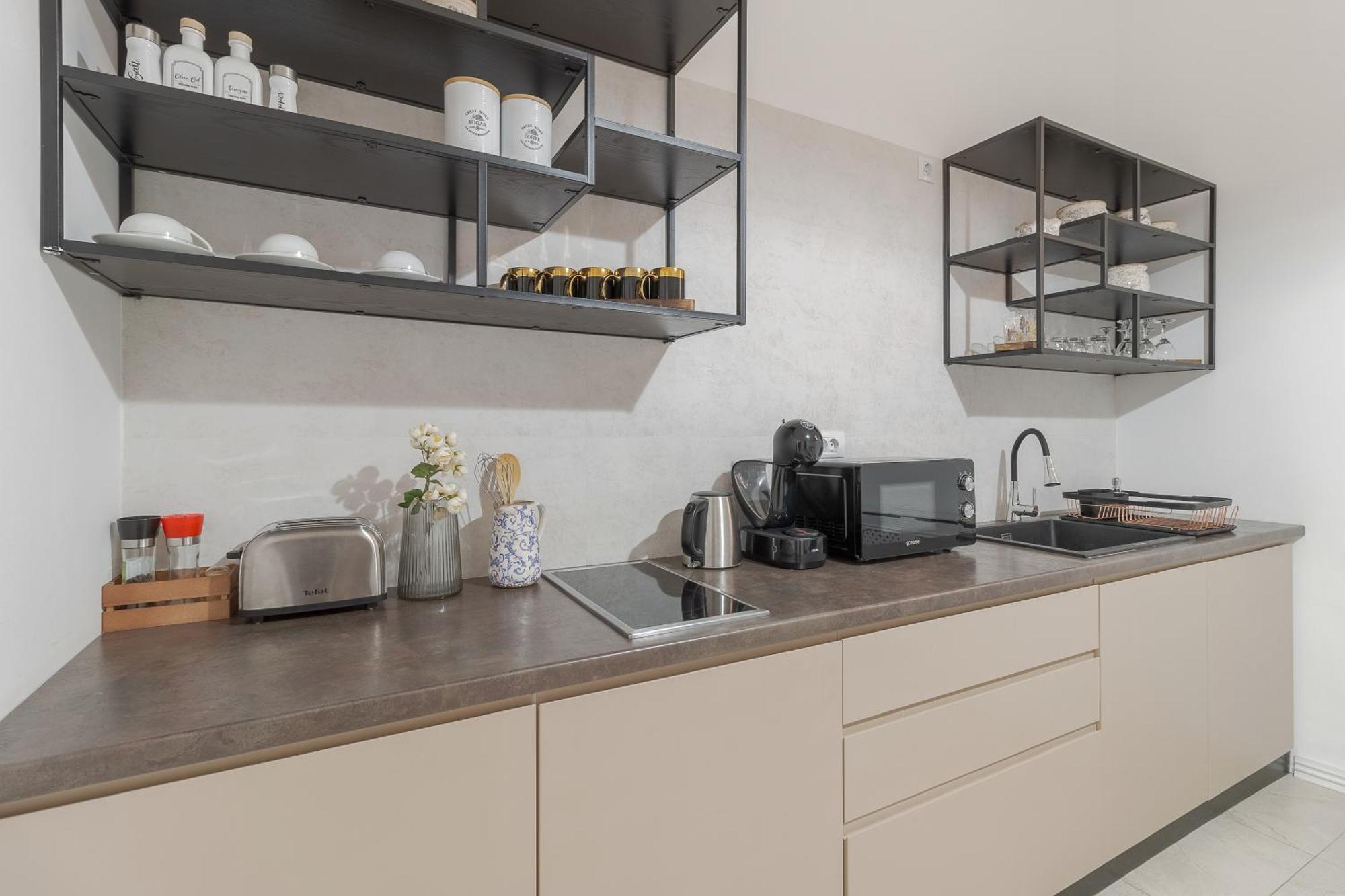 Unique Experience At Rimanoczy Palace Apartment Oradea